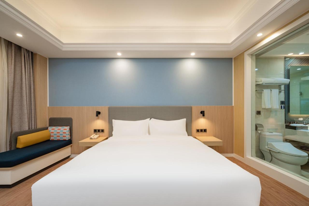 Holiday Inn Express Chengdu Tianfu Square By Ihg - Chunxi Road And Kuanzhai Alley Exterior foto