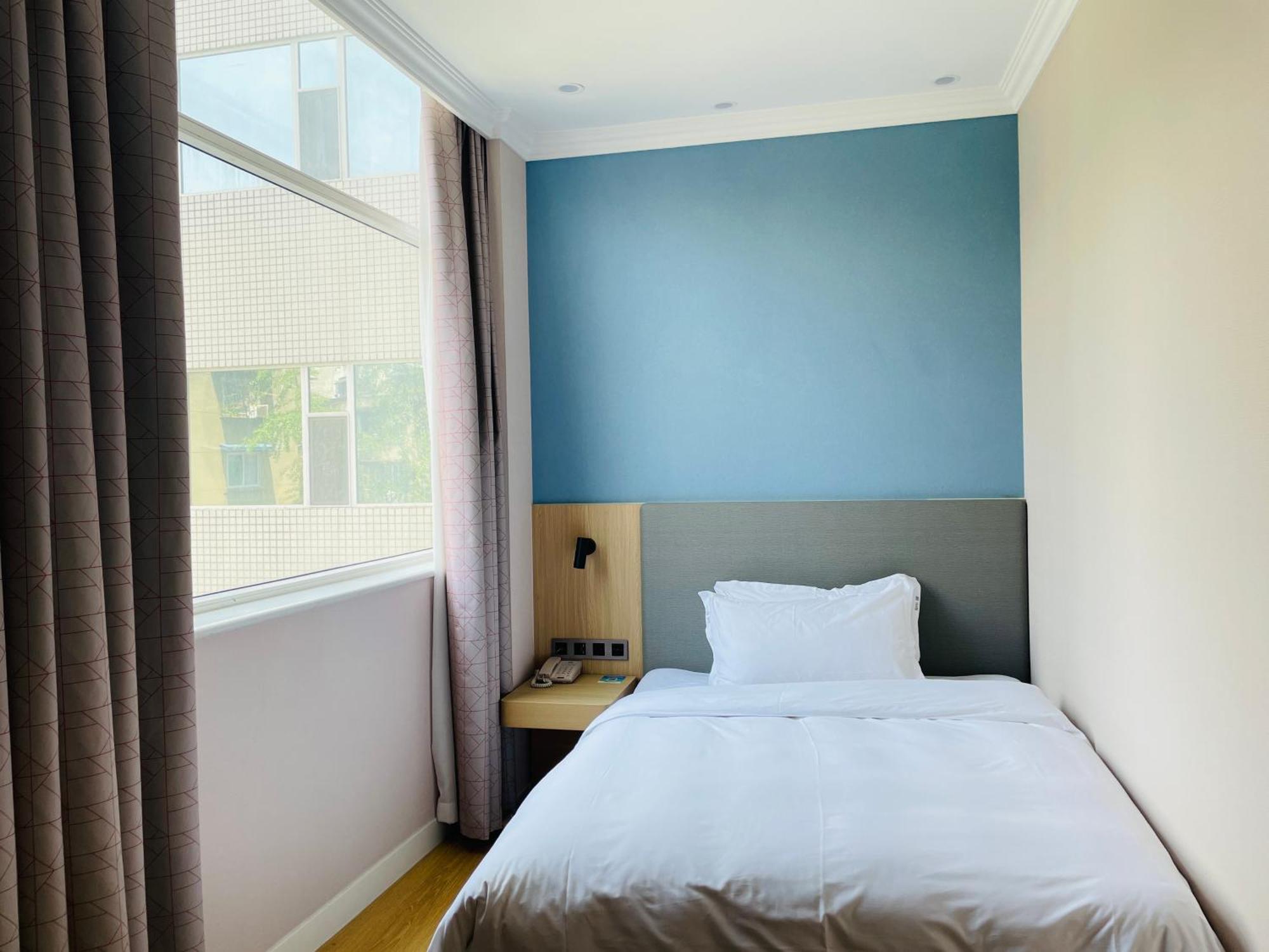 Holiday Inn Express Chengdu Tianfu Square By Ihg - Chunxi Road And Kuanzhai Alley Exterior foto